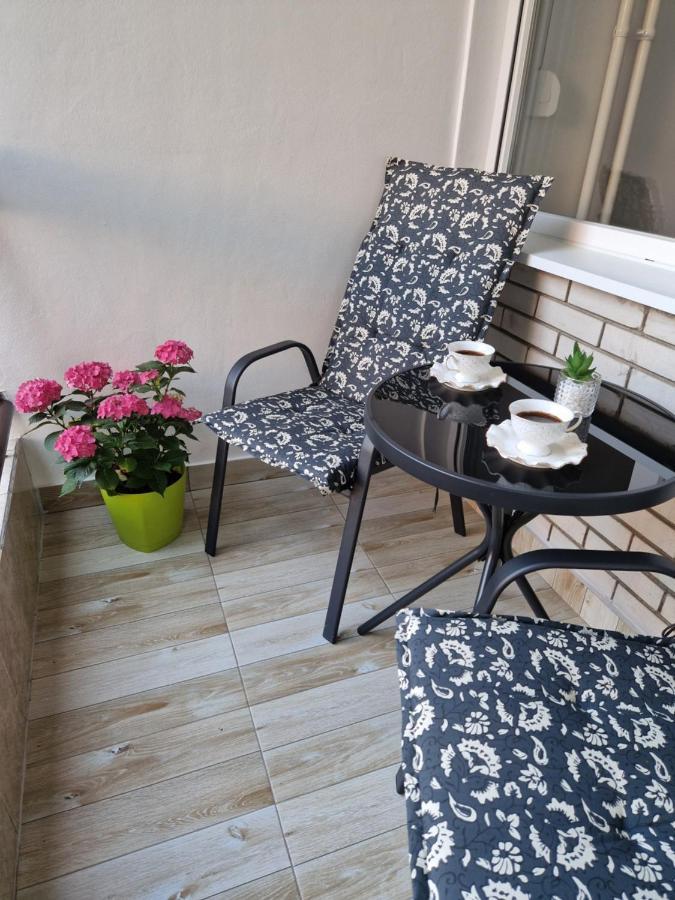 Esperanto Apartment Vranje Ngoại thất bức ảnh