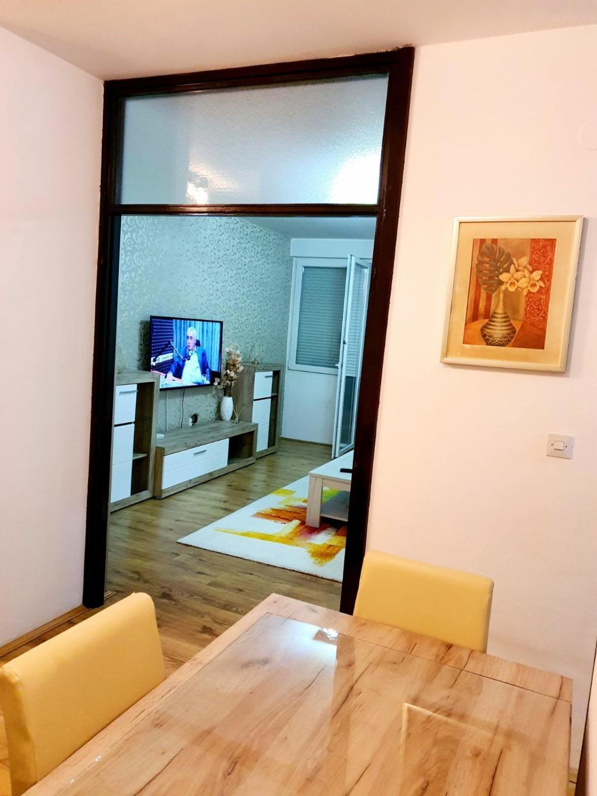 Esperanto Apartment Vranje Ngoại thất bức ảnh