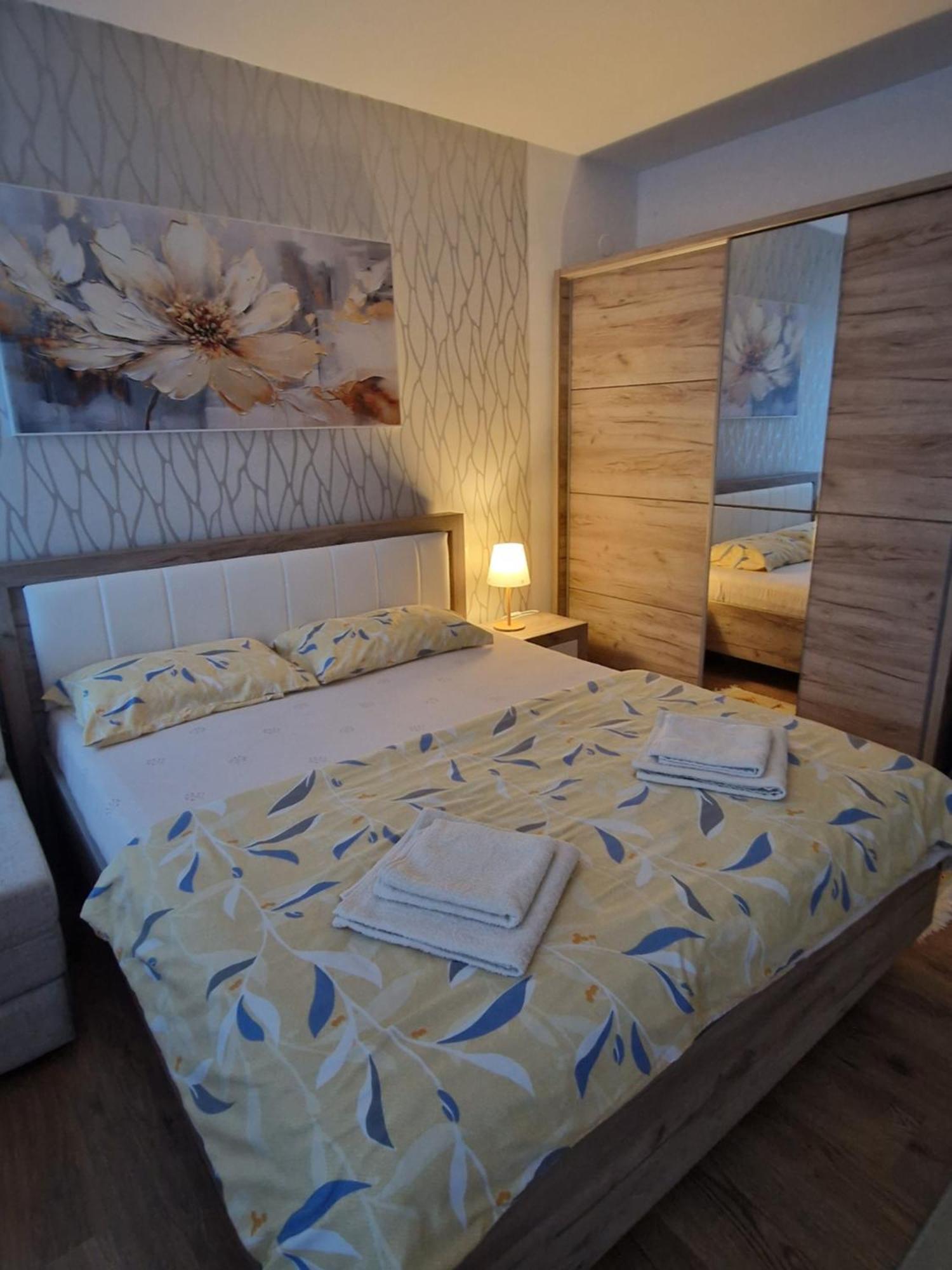 Esperanto Apartment Vranje Ngoại thất bức ảnh