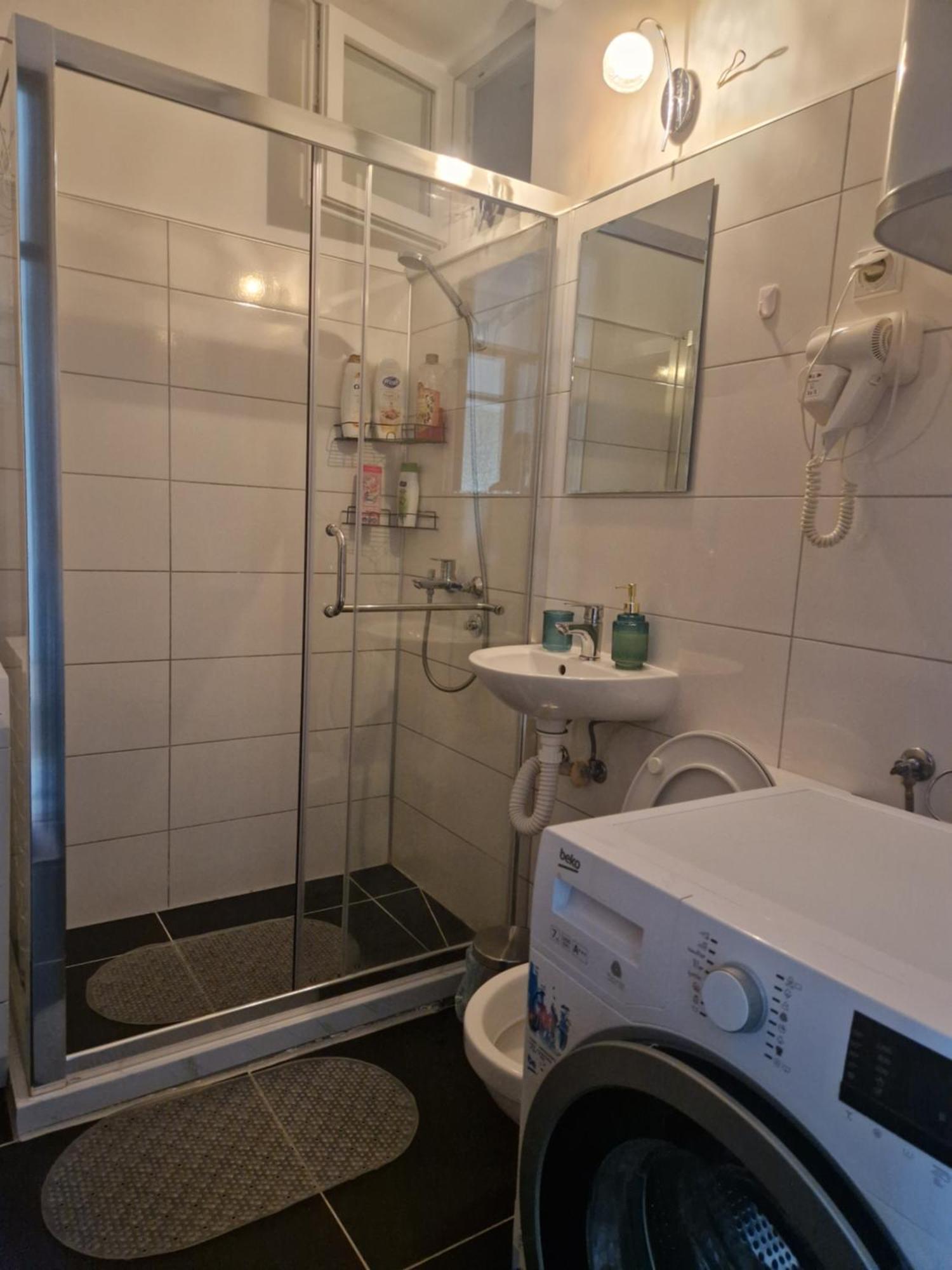 Esperanto Apartment Vranje Ngoại thất bức ảnh